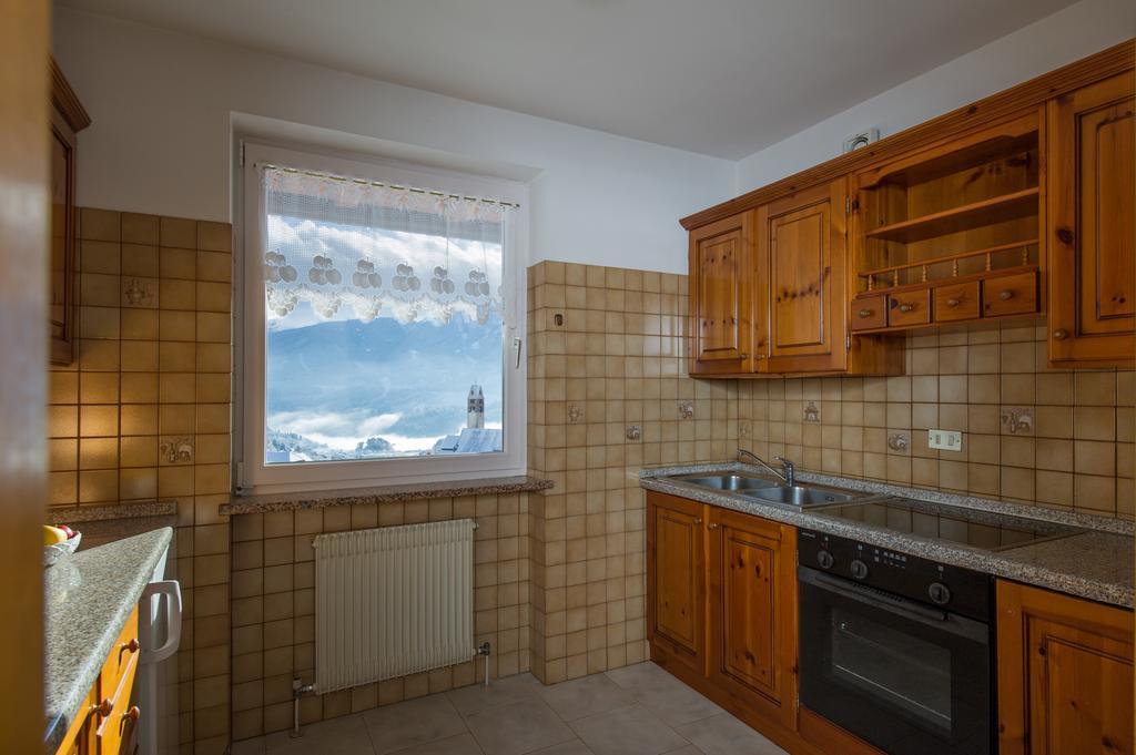 Residence Villa Boschetto Carano  Rom bilde