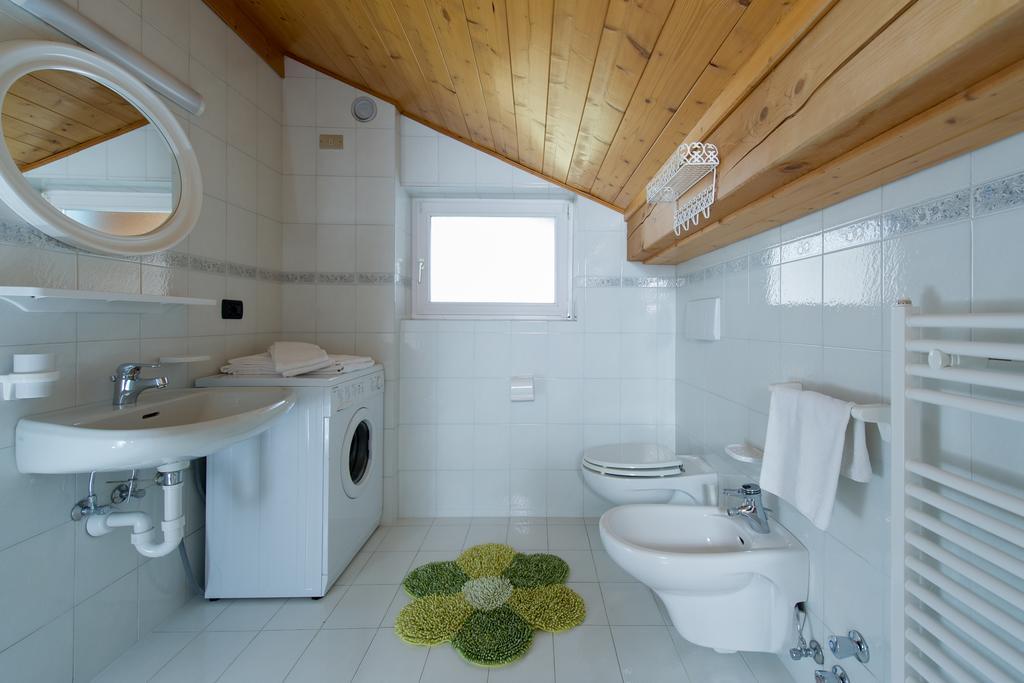 Residence Villa Boschetto Carano  Rom bilde